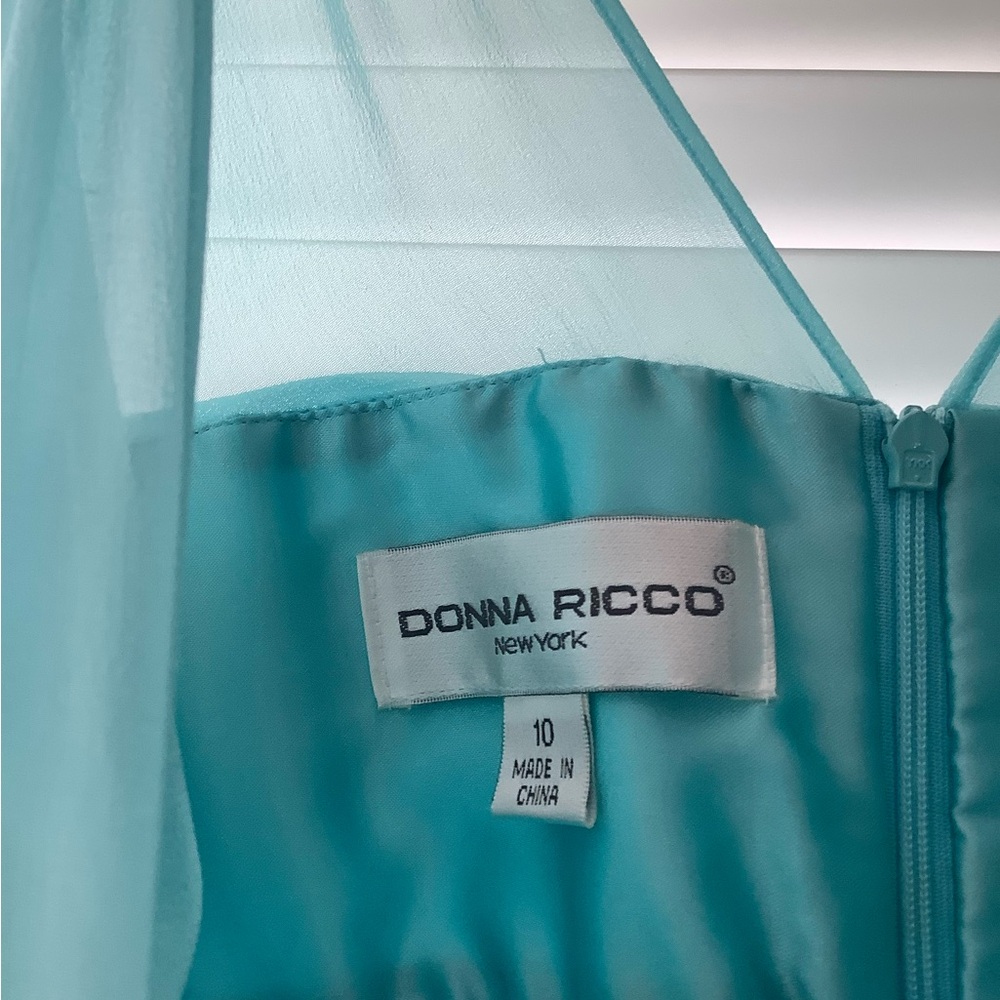 Donna Ricco Turquoise Backless Dress - Picture 4 of 5